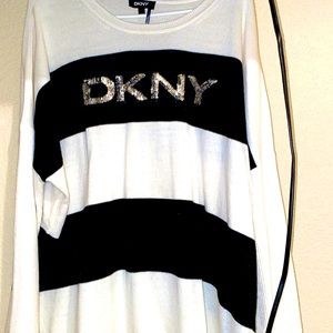 Sleek Donna Karen Lightweight sweater.